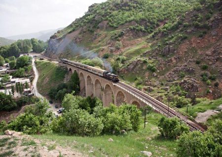 جشنواره «رود و ریل» در روستای بیشه شهرستان دورود برگزار شد