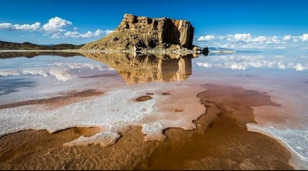 بررسی منابع آلودگی منابع آبی آذربایجان غربی